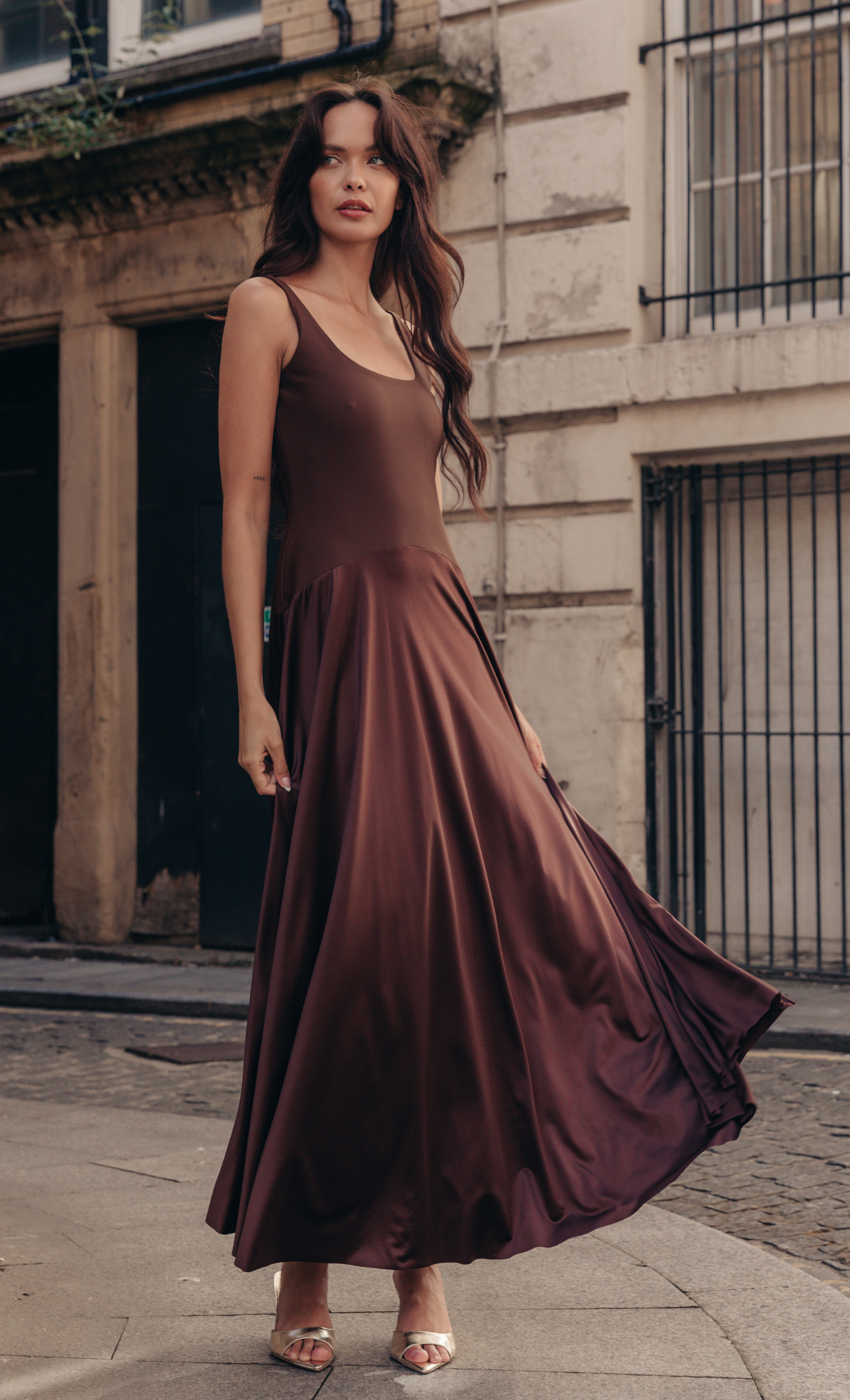 RARE London Women's RARE London Women's Chocolate Curved Drop Waist Maxi Dress 8 RARE London Women's RARE London Women's Chocolate Curved Drop Waist Maxi Dress 8
